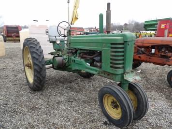 Main image John Deere B